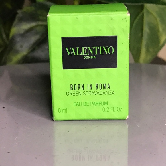 Valentino Donna Born in Roma Green Stravaganza Eau de Parfum Women 6ML Mini - Picture 3 of 8
